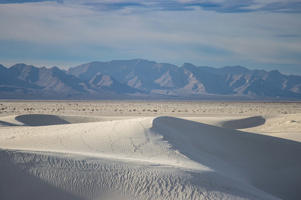 Hunder sand dunes and mountains in Nubra Valley

